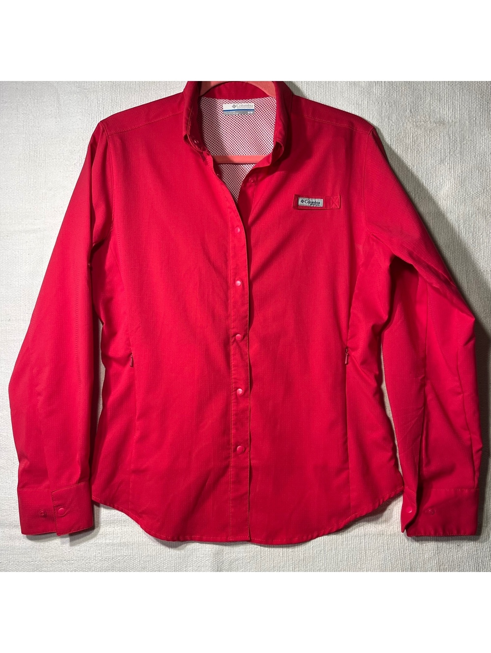 Columbia Sportswear Company hot pink long sleeve button front shirt womens M